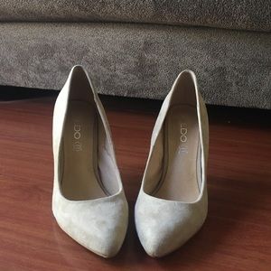 ALDO nude LILLIG Suede Pump 37